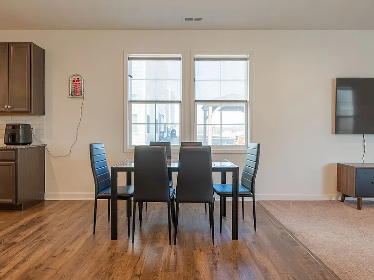 5006 Forsythia Pl — Photo 17