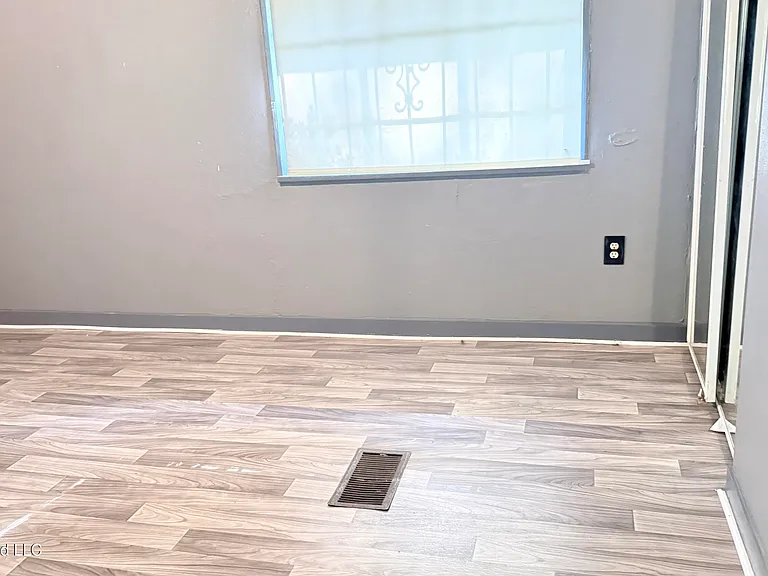 2904 Woodside Dr — Photo 21