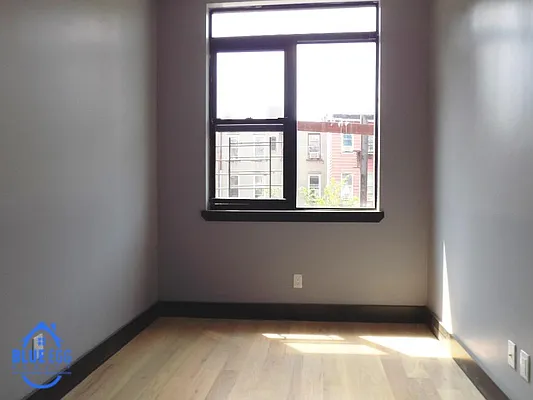 Rented by Blue Egg Realty Corp | media 34