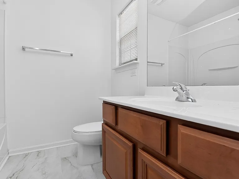 3094 Des Prez Ave — Photo 2
