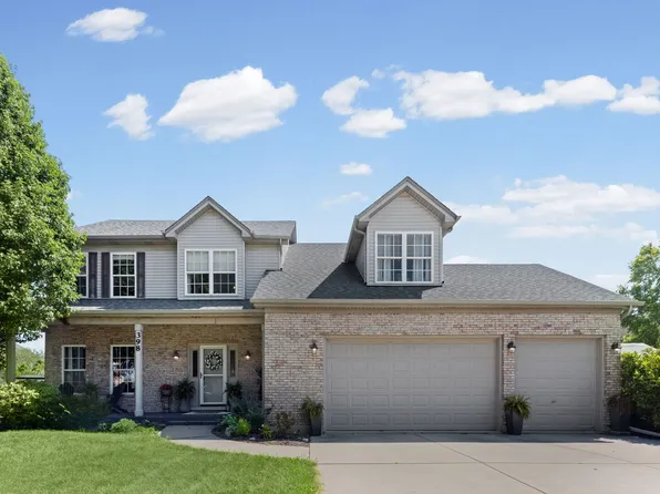 398 Essex Dr, Oswego, IL 60543