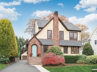 208 Bellair Rd, Ridgewood, NJ 07450