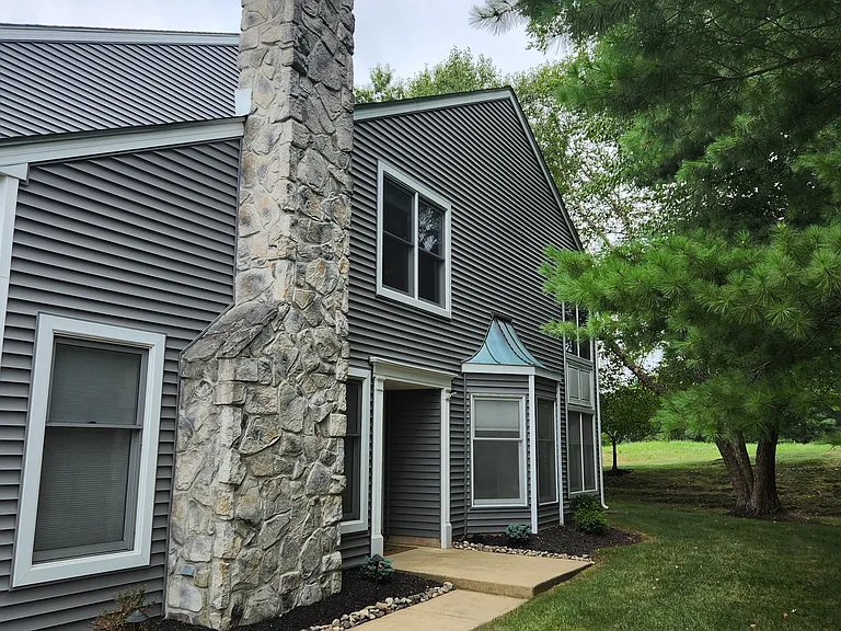 37 Nathan Ct — Photo 3