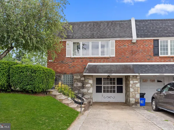 11887 Jeanes St, Philadelphia, PA 19116