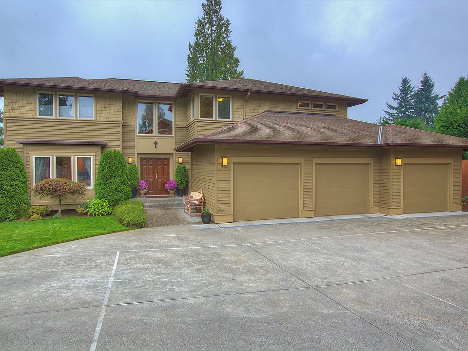 1st image of 16379 NE 44th Ct