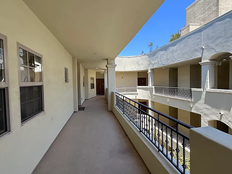 4601 Coldwater Canyon Ave #305 — Photo 9