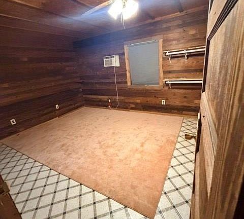 14th image of 2286 McLeod Rd