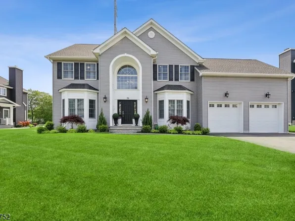 76 Colonial Woods Dr, West Orange Twp., NJ 07052