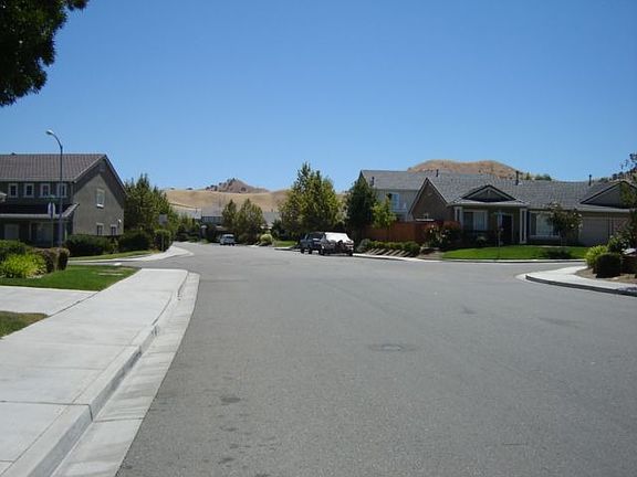 2nd image of 1715 Ventura Dr