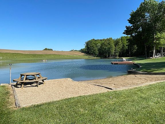3rd image of 3870 Van Winkle Rd