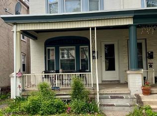 371 N Charlotte St, Pottstown, PA 19464