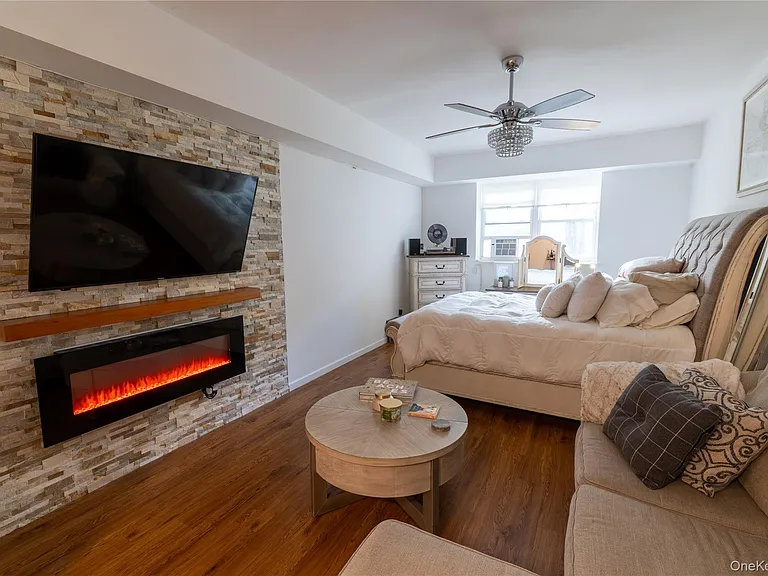 525 Beach 138th St #A2 — Photo 8