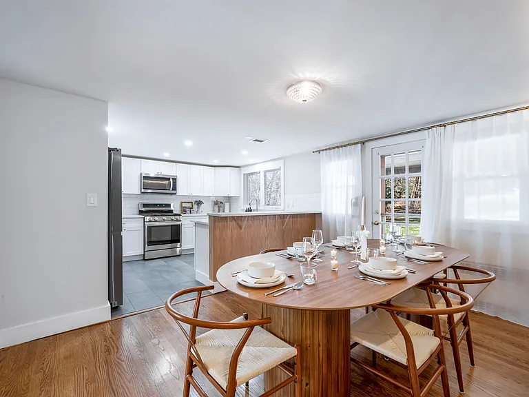 181 Pascack Rd — Photo 3
