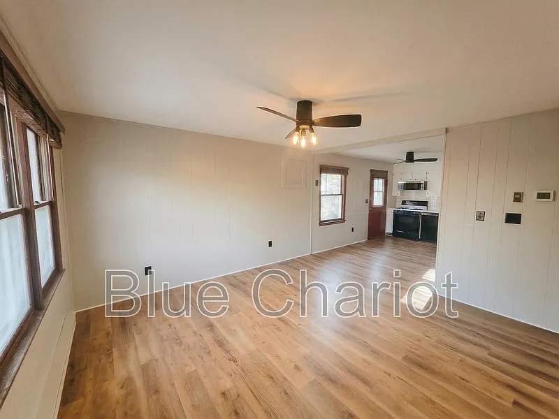 Building Photo - 1705 Smith Level Rd #B