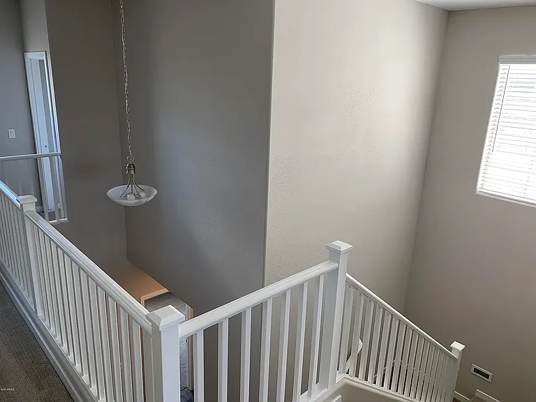 715 N Sparrow Dr — Photo 9