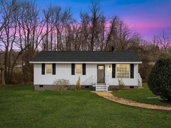 104 Frazier Rd, Mebane, NC 27302