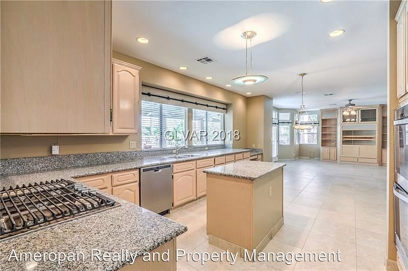 1st image of 2538 Ontario Dr