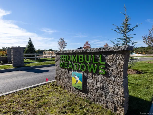 5 Sprucewood Lane, Plainville, CT 06062