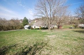 4th image of 113 Rocky Ln