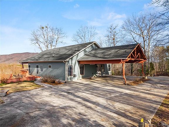 3rd image of 483 Gold Ditch Rd