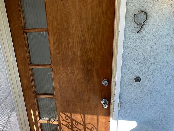 4th image of 255 Glendora Ave #9