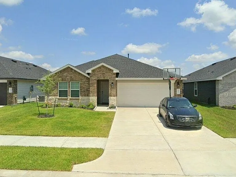 1135 Sommerville Dr — Photo 8