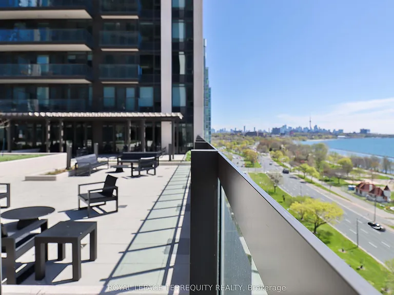 1928 Lake Shore Blvd W #2003 — Photo 17