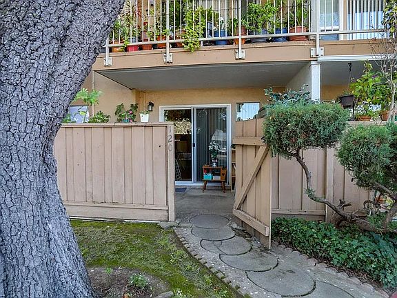 5th image of 38455 Bronson St APT 120