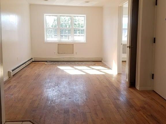 2nd image of 3758 Barnes Ave #4