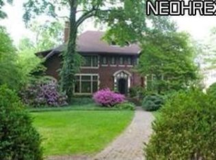 2621 Fairmount Blvd, Cleveland Heights, OH
