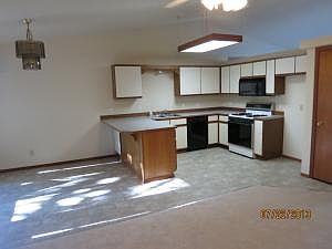 4th image of 9939 N Sunview Ln
