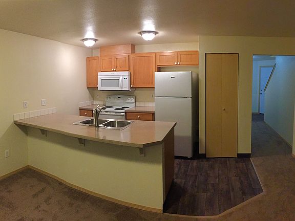 Spacious great room.