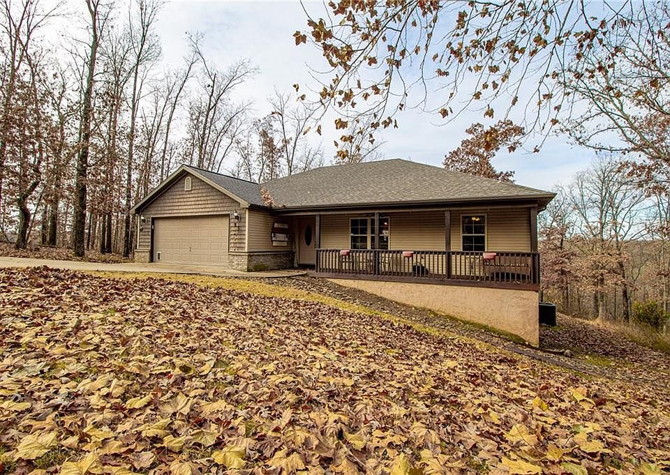 1st image of 3 Kent Ln