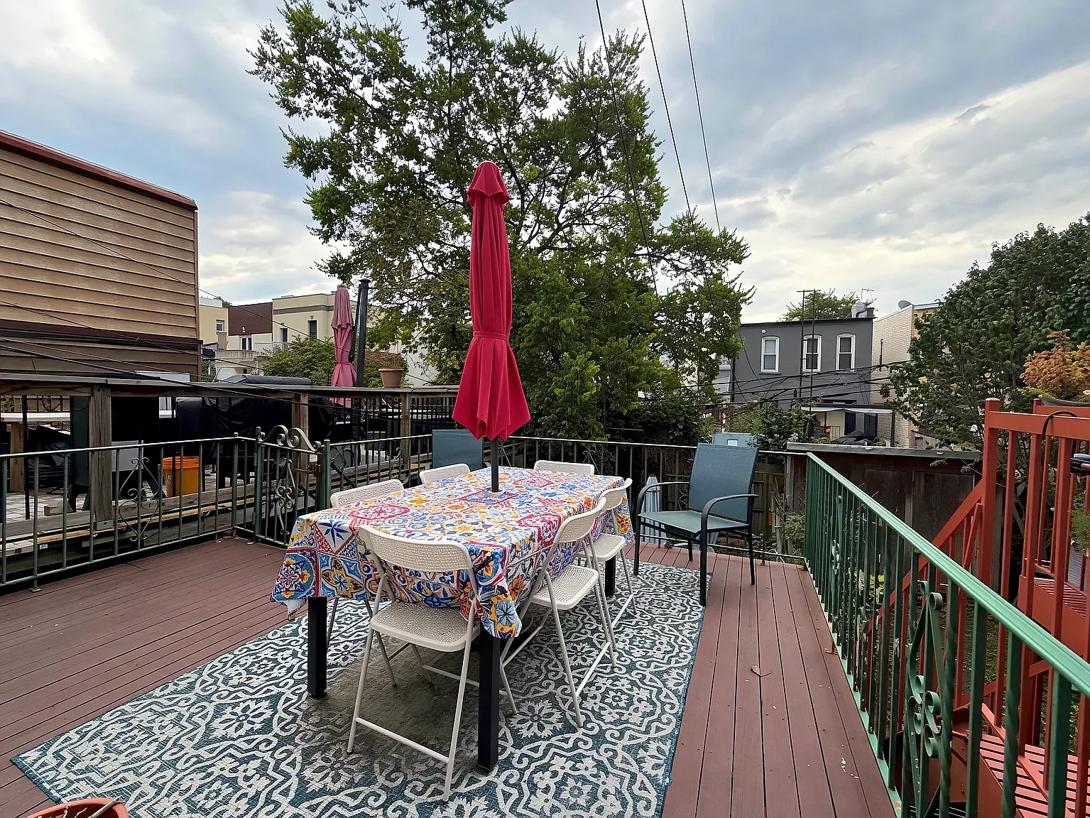 610 Vanderbilt Street — Photo 3