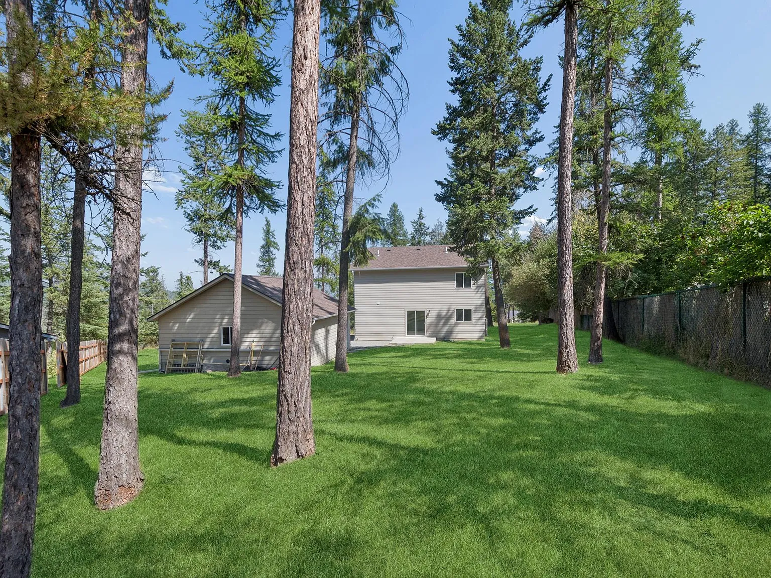 3 bed, 1800 sqft, $2,700 — Photo 2
