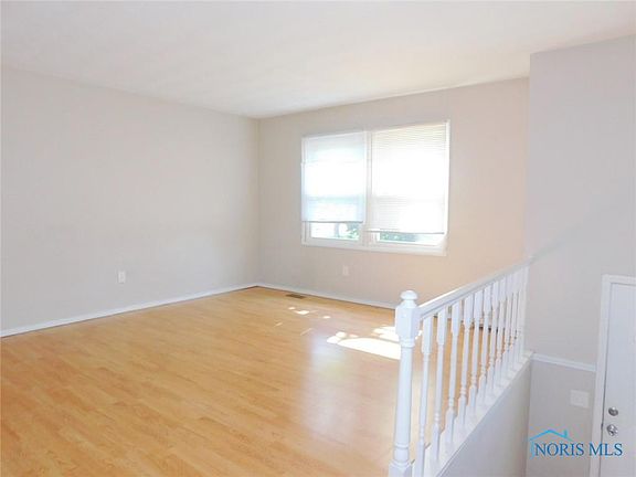 3rd image of 2243 Richmand Dr