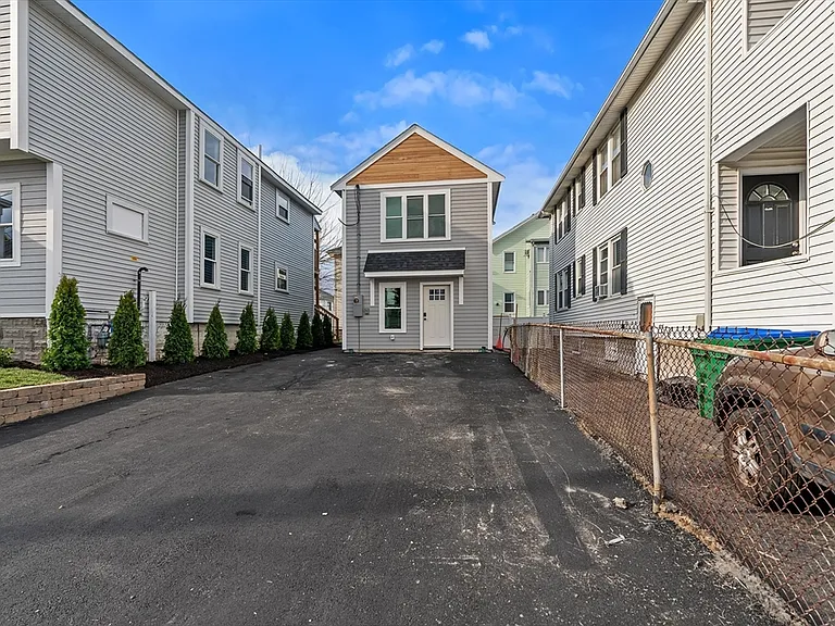 7-9 2nd St #9A — Photo 14