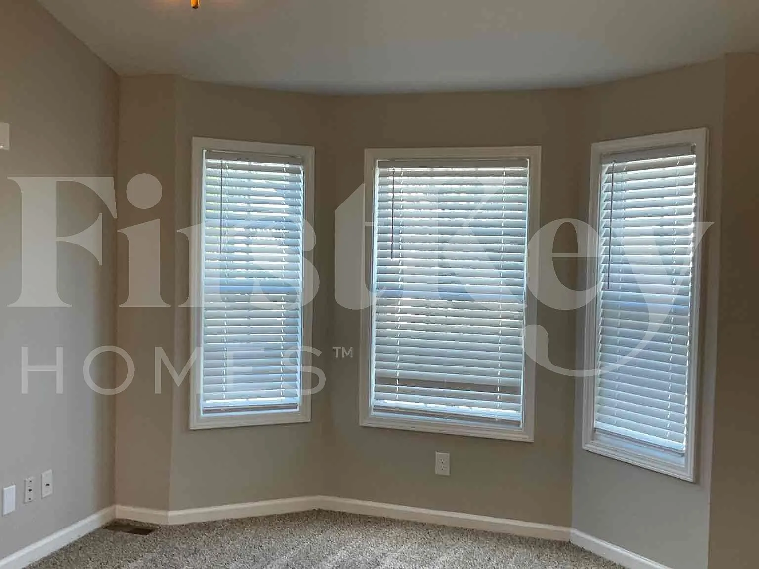 4 bed, 3.0 bath, 1186 sqft, $1,795 — Photo 3