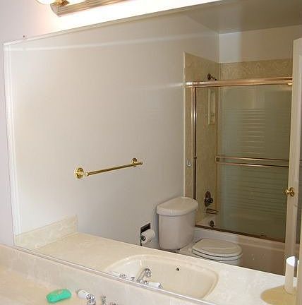 4th image of 3816 Eastwood Cir