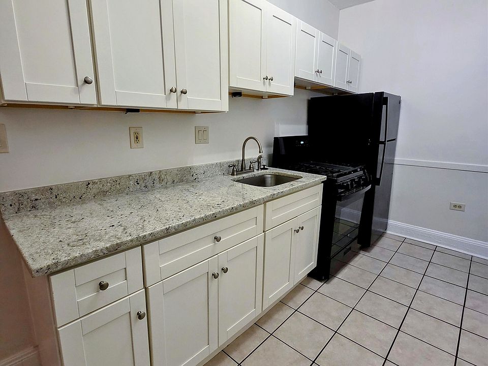 1st image of 11841 Lake Ave #3