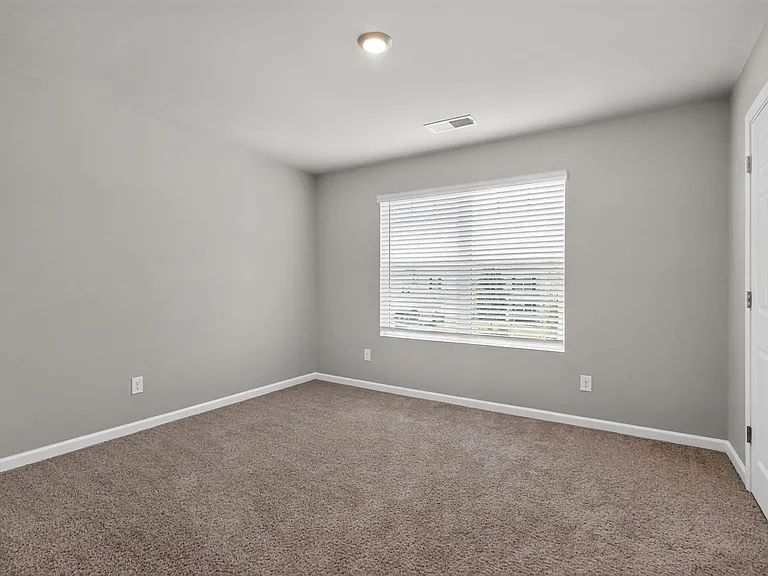 446 Furlough Dr — Photo 23
