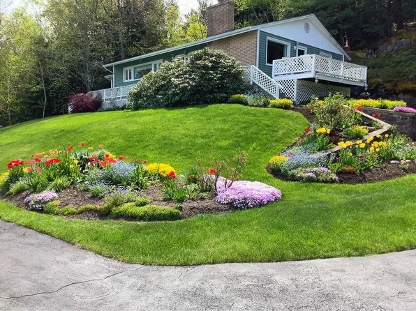 5442 Highway 2, Grand Lake, NS B2T 1B4