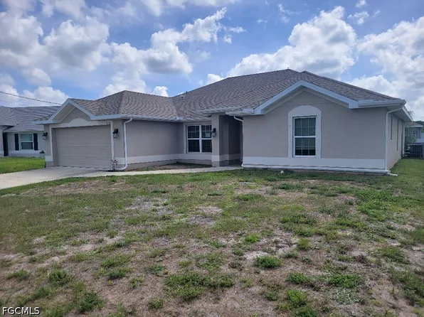 1852 Valmont St, Lehigh Acres, FL 33972