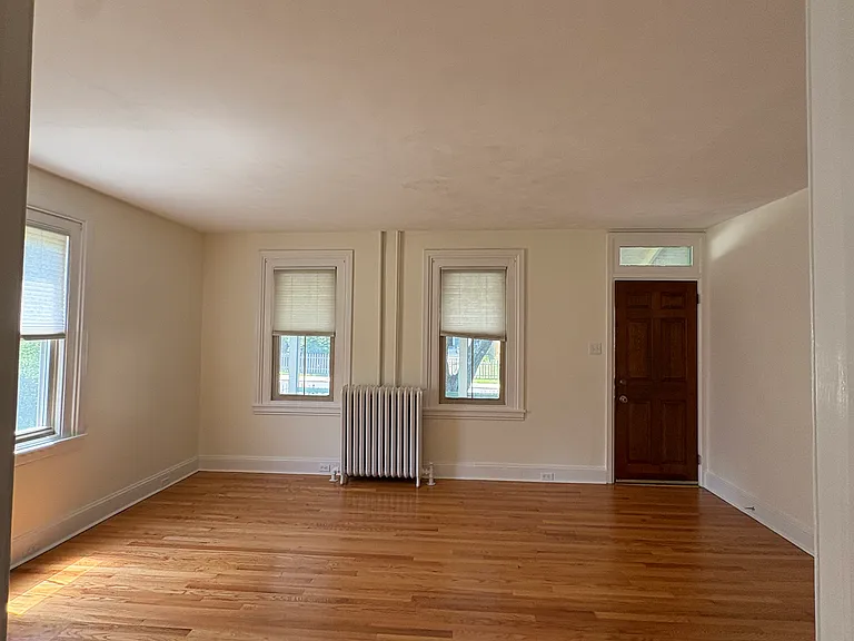 806 Pleasant Ave — Photo 8
