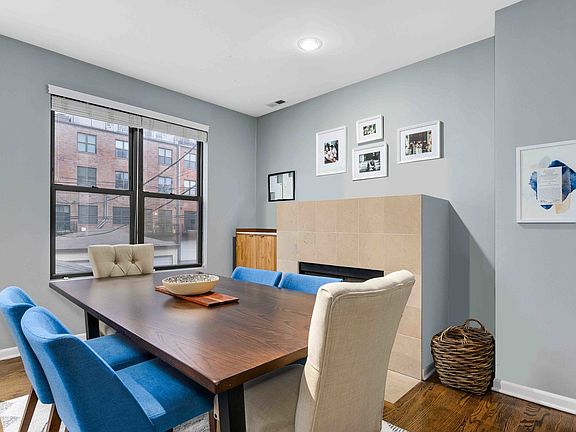 5th image of 2518 N Willetts Ct APT 2S