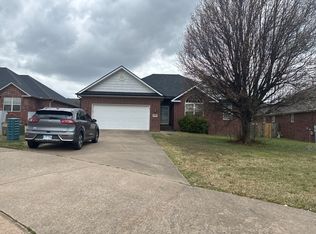 3420 Bluff Creek Loop, Springdale, AR 72764