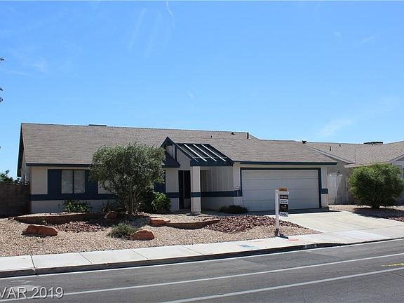 3rd image of 1209 N Tenaya Way