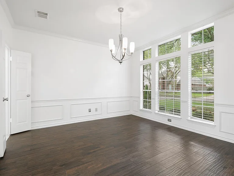 210 Wilkins Xing — Photo 19