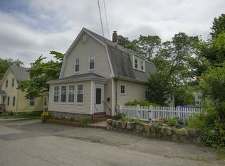 38 Hazelnut Pl, Dedham, MA 02026