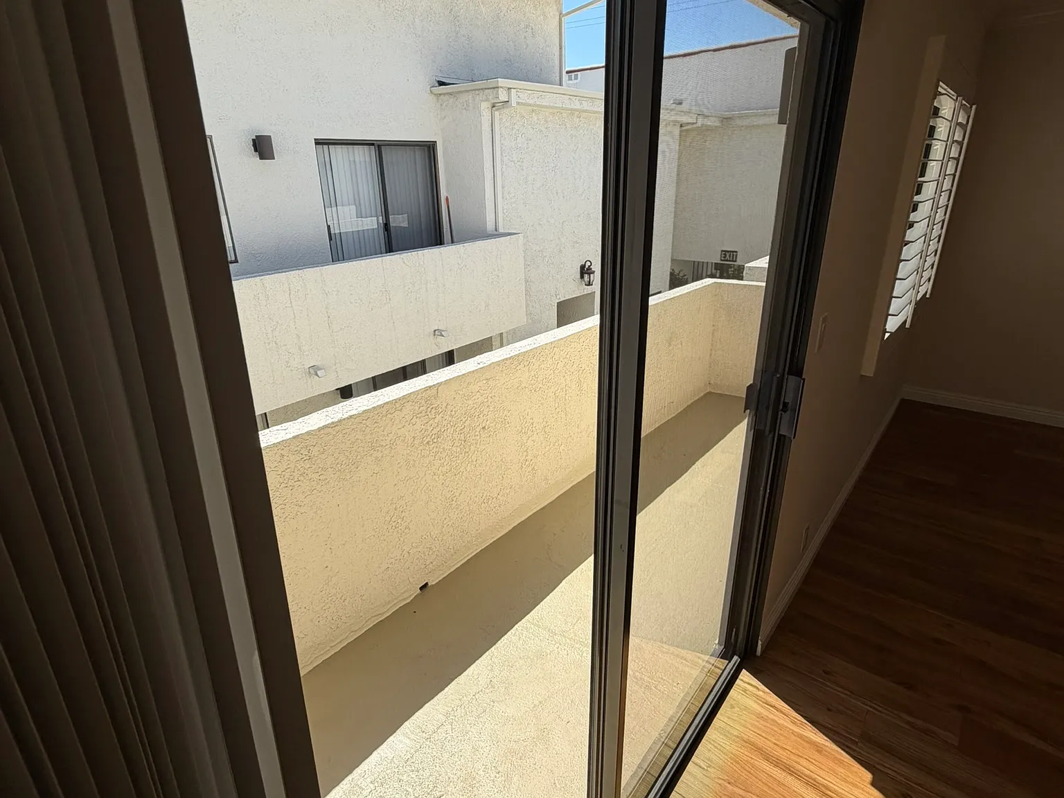 2 bed, 800 sqft, $2,600 — Photo 4